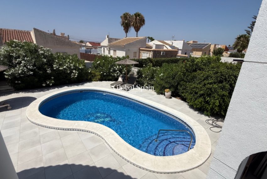 Wiederverkauf - HAUS -
TORREVIEJA - Costa Blanca Sur