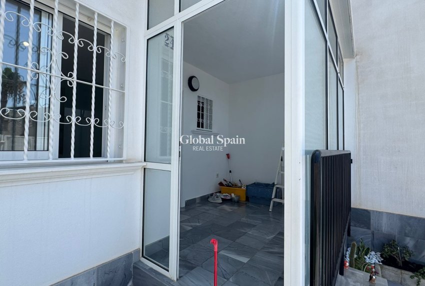 Wiederverkauf - HAUS -
TORREVIEJA - Costa Blanca Sur