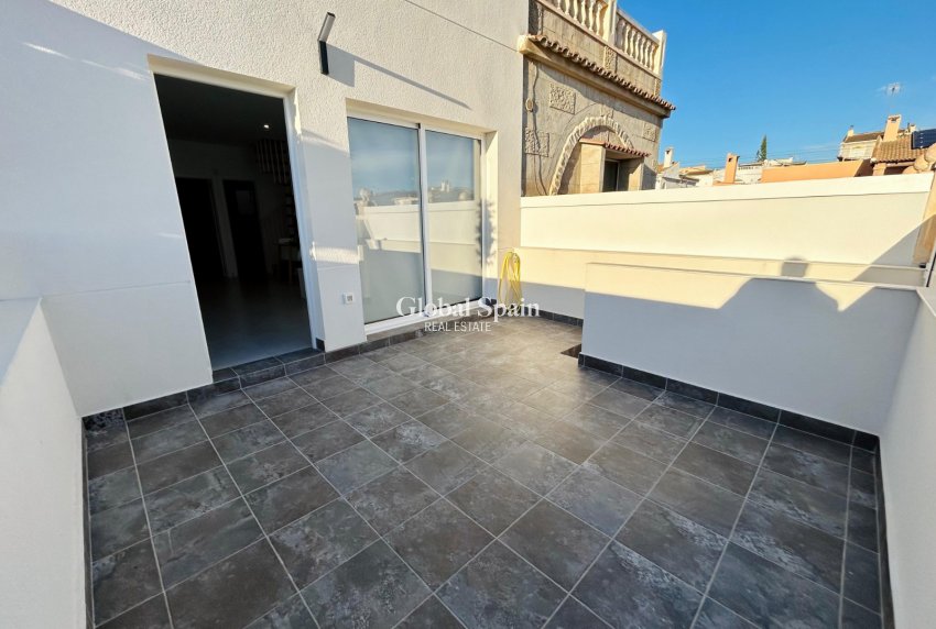 Wiederverkauf - HAUS -
TORREVIEJA - Costa Blanca