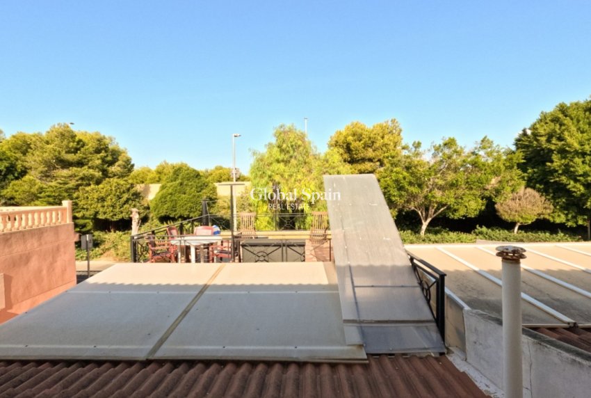 Wiederverkauf - HAUS -
TORREVIEJA - Costa Blanca