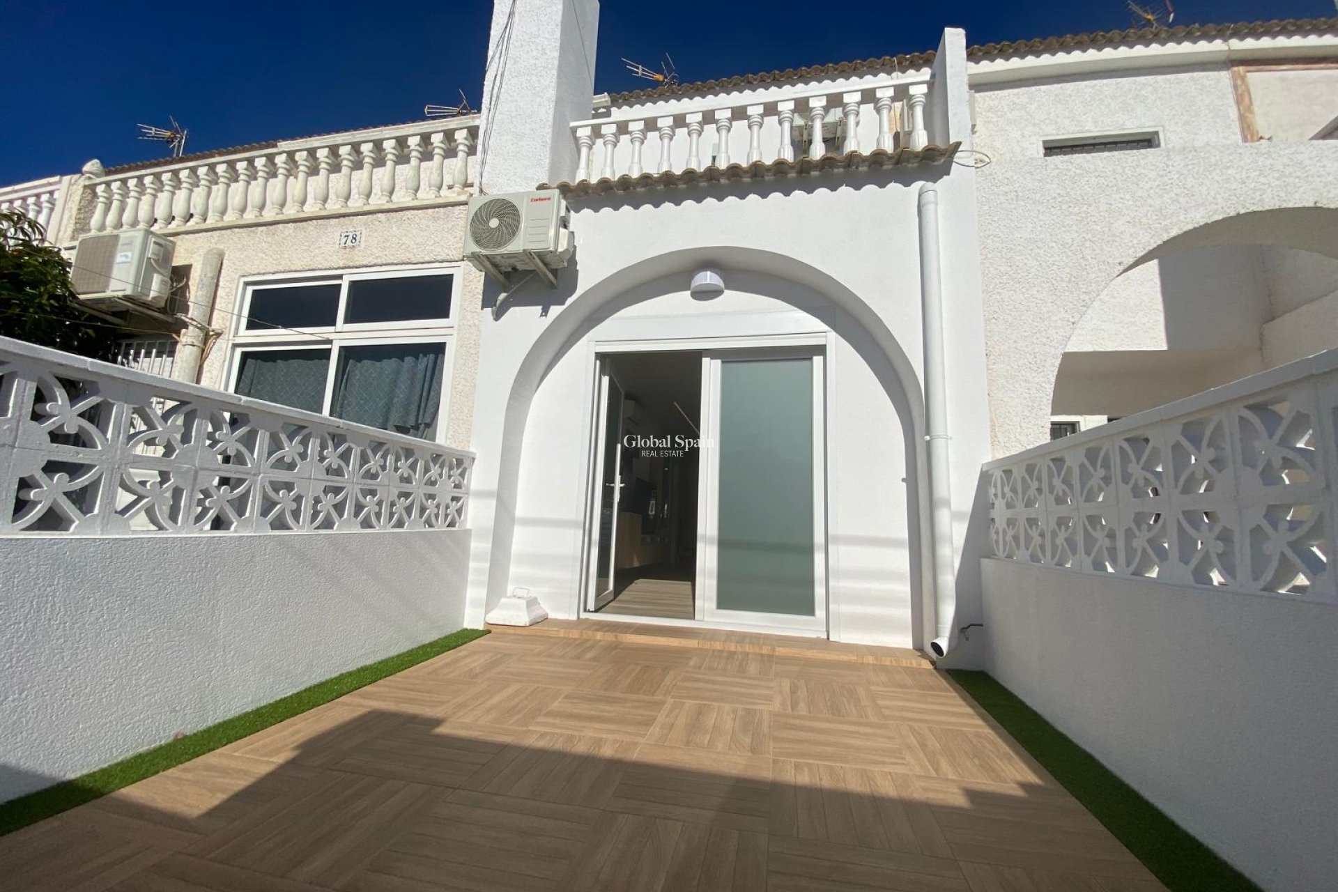 Wiederverkauf - HAUS -
TORREVIEJA - Costa Blanca