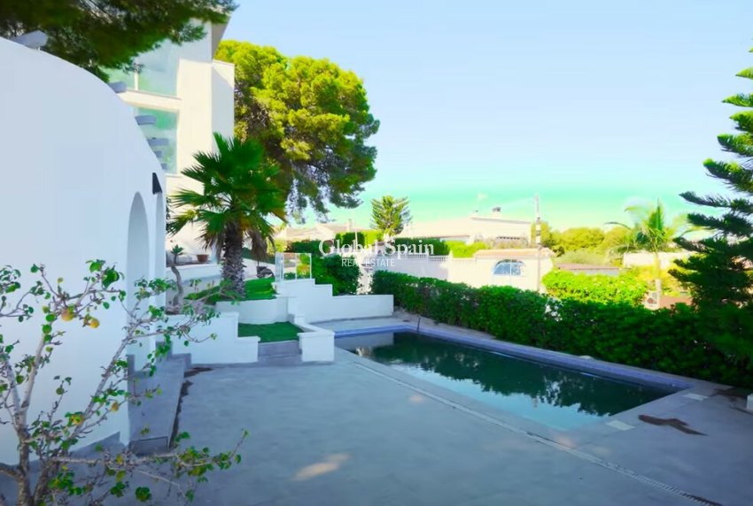 Wiederverkauf - HAUS -
TORREVIEJA - Costa Blanca