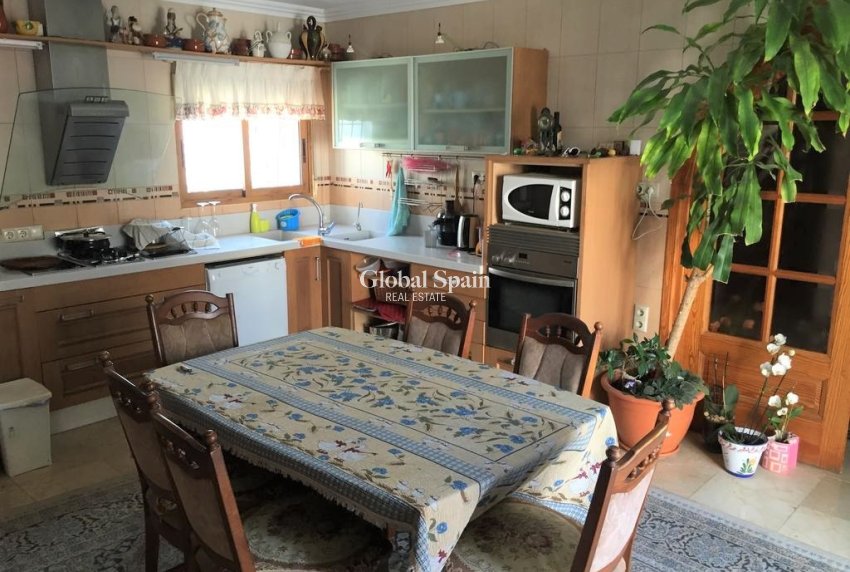 Wiederverkauf - HAUS -
TORREVIEJA - Costa Blanca