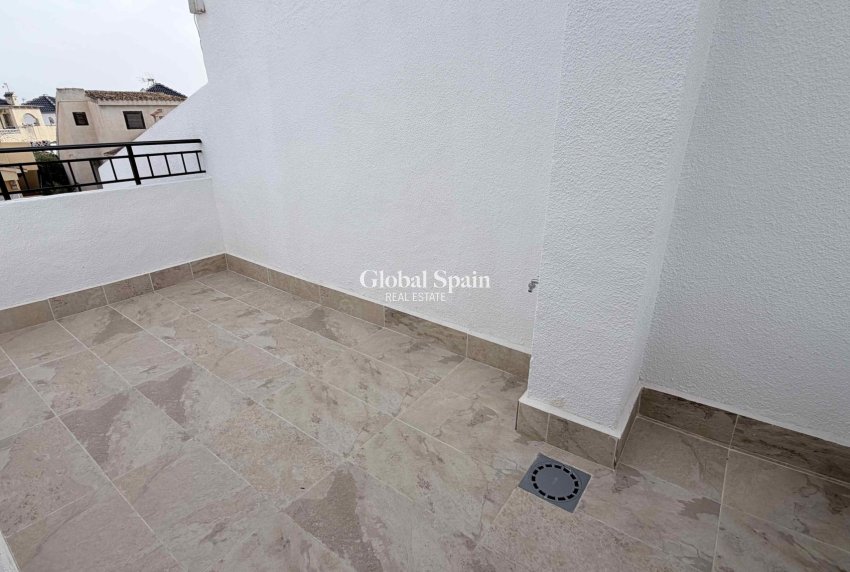 Wiederverkauf - HAUS -
TORREVIEJA - Costa Blanca