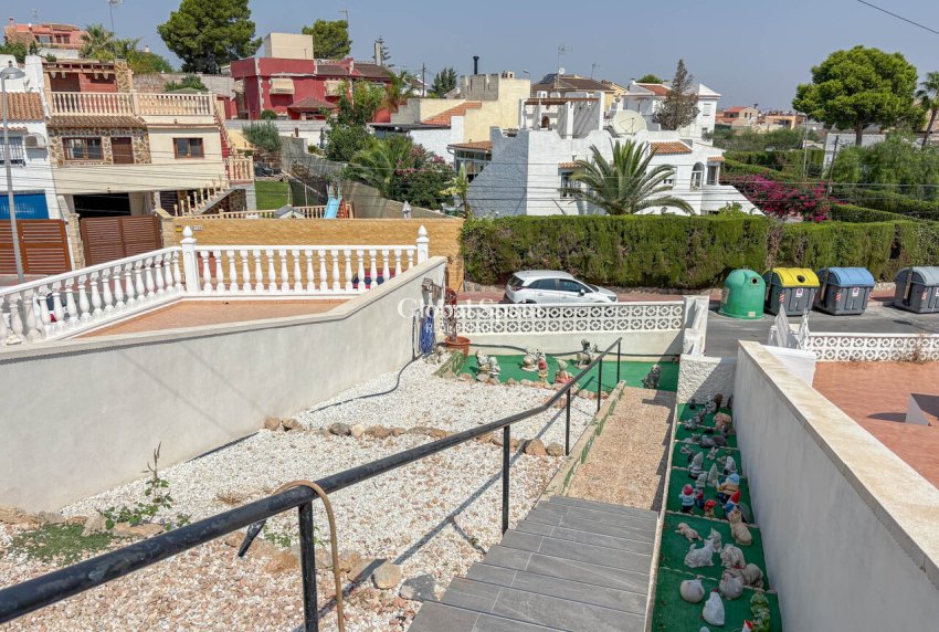 Wiederverkauf - HAUS -
TORREVIEJA - Costa Blanca