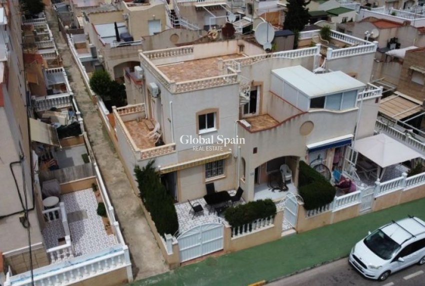 Wiederverkauf - HAUS -
TORREVIEJA - Costa Blanca