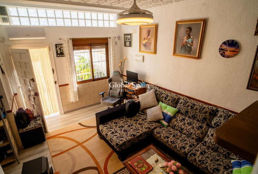 Wiederverkauf - HAUS -
TORREVIEJA - Costa Blanca