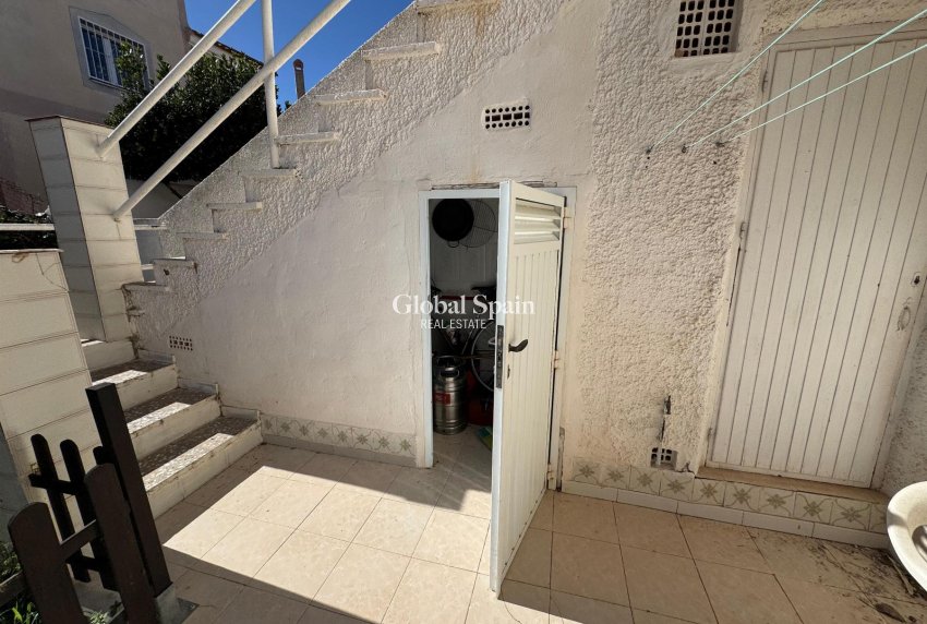 Wiederverkauf - HAUS -
TORREVIEJA - Costa Blanca