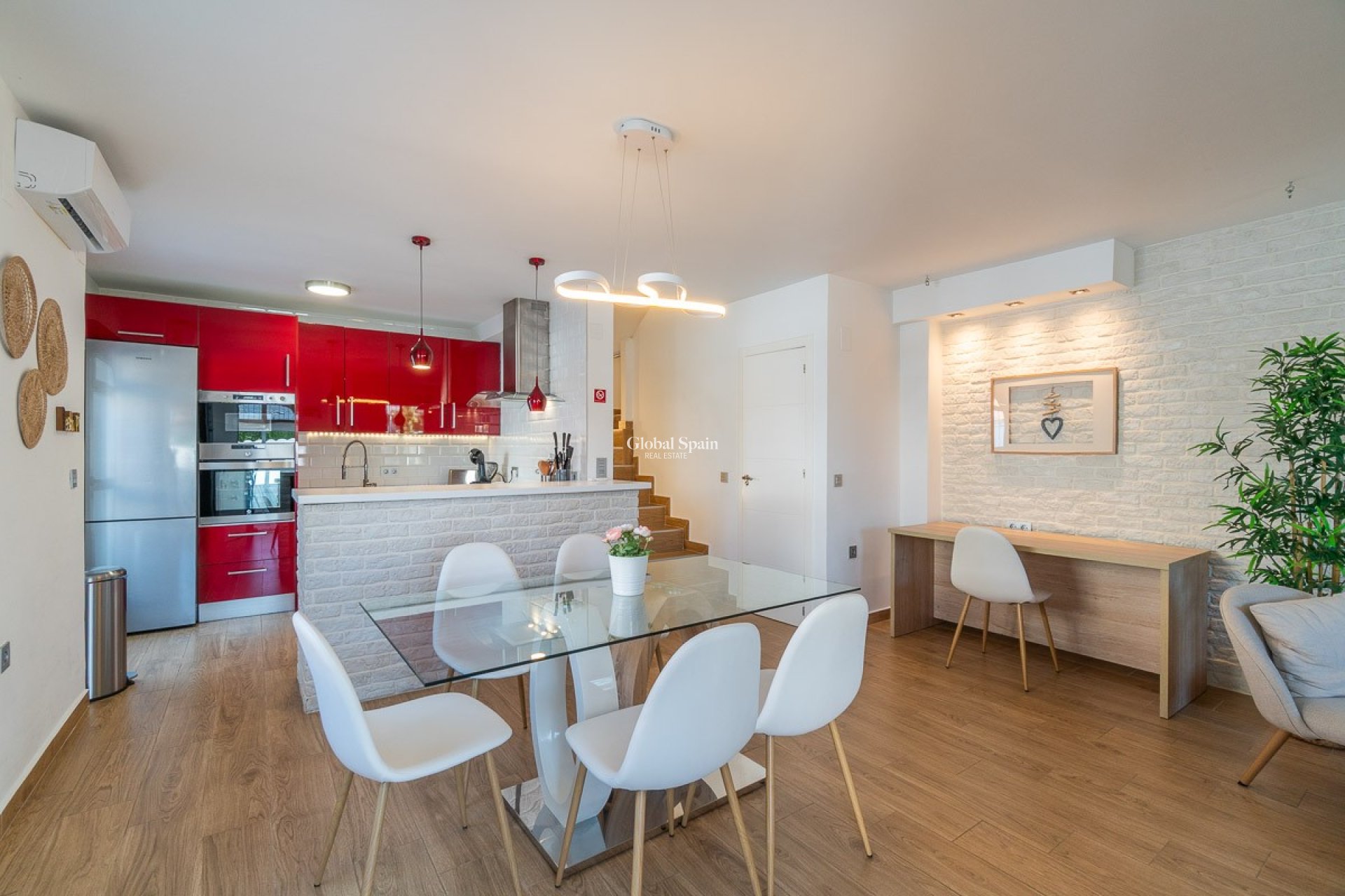 Wiederverkauf - HAUS -
TORREVIEJA - Costa Blanca