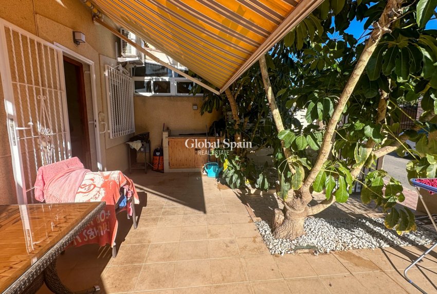 Wiederverkauf - HAUS -
TORREVIEJA - Costa Blanca