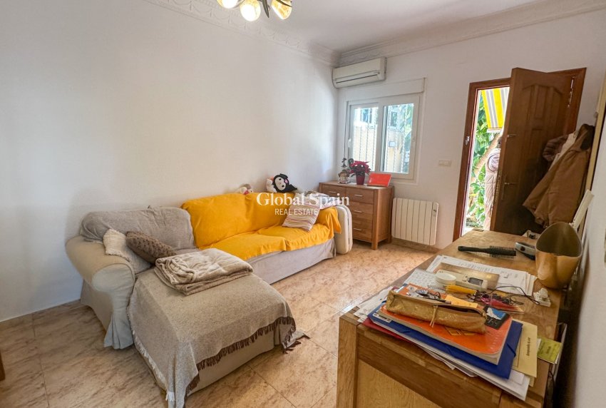 Wiederverkauf - HAUS -
TORREVIEJA - Costa Blanca