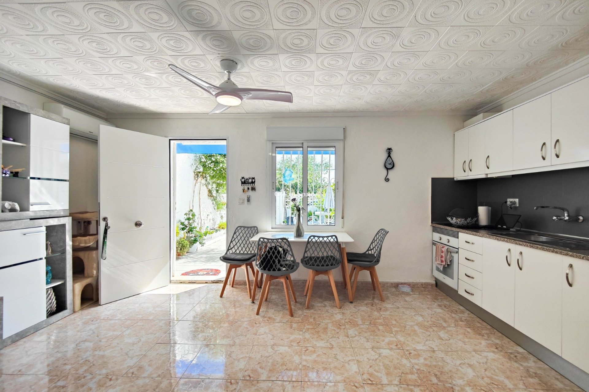 Wiederverkauf - HAUS -
TORREVIEJA - Costa Blanca