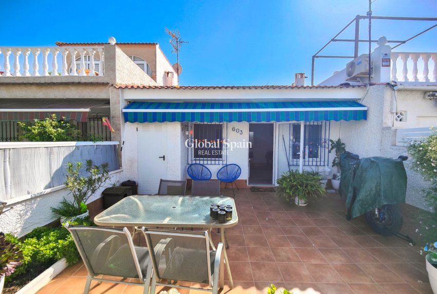 Wiederverkauf - HAUS -
TORREVIEJA - Costa Blanca