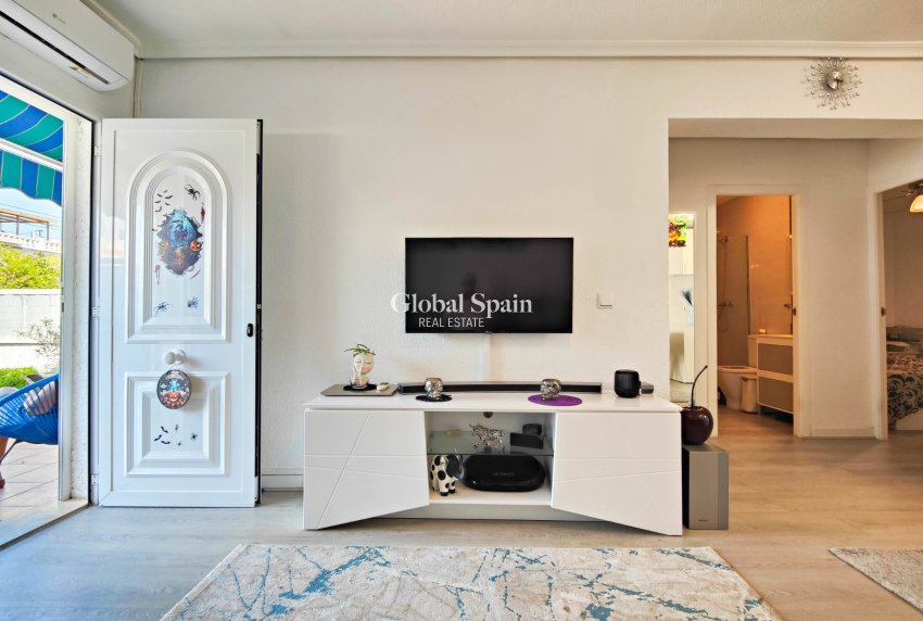Wiederverkauf - HAUS -
TORREVIEJA - Costa Blanca