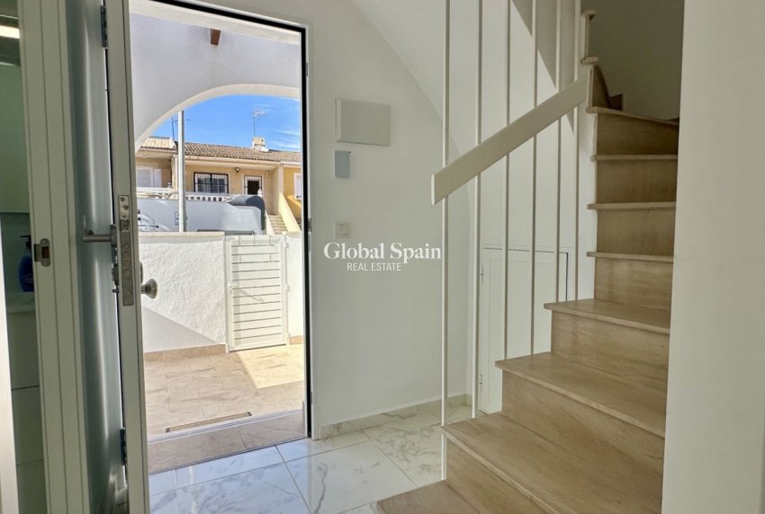 Wiederverkauf - HAUS -
TORREVIEJA - Costa Blanca