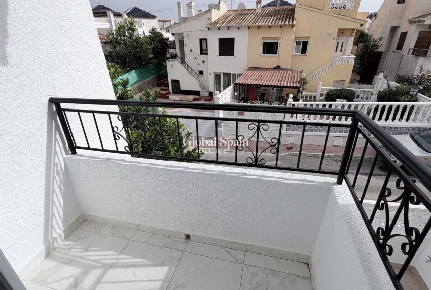 Wiederverkauf - HAUS -
TORREVIEJA - Costa Blanca