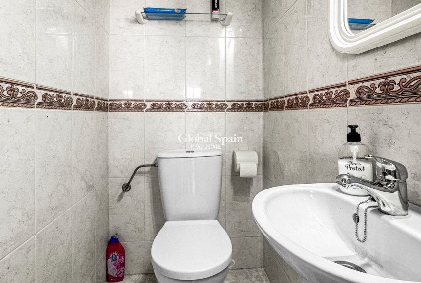 Wiederverkauf - HAUS -
TORREVIEJA - Costa Blanca
