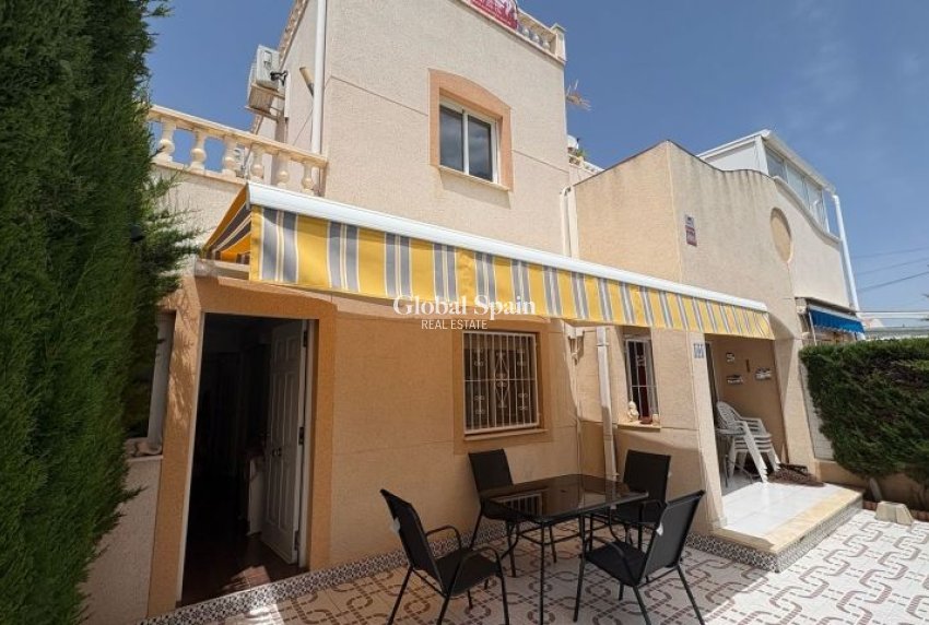 Wiederverkauf - HAUS -
TORREVIEJA - Costa Blanca