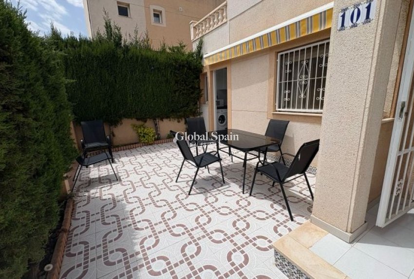 Wiederverkauf - HAUS -
TORREVIEJA - Costa Blanca