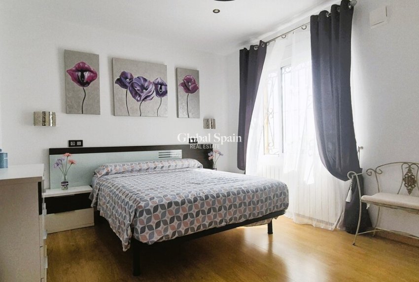 Wiederverkauf - HAUS -
TORREVIEJA - Costa Blanca