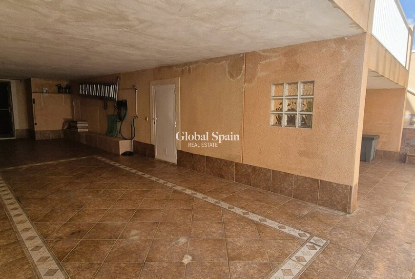 Wiederverkauf - HAUS -
TORREVIEJA - Costa Blanca