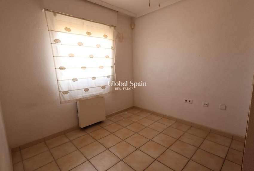 Wiederverkauf - HAUS -
TORREVIEJA - Costa Blanca