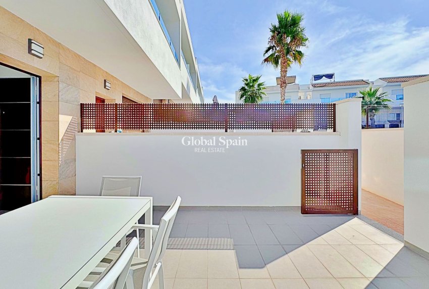 Wiederverkauf - HAUS -
TORREVIEJA - Costa Blanca