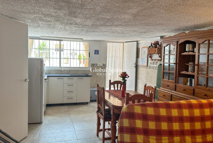 Wiederverkauf - HAUS -
TORREVIEJA - Costa Blanca