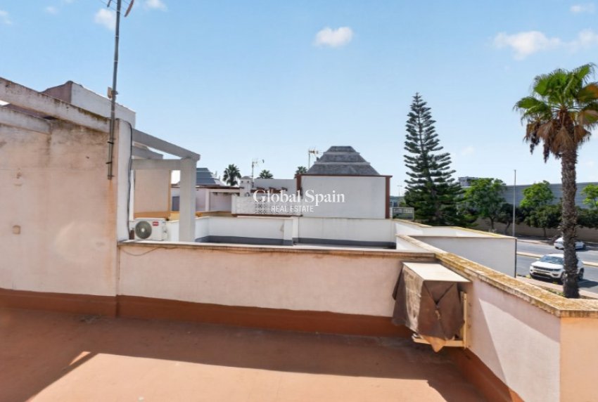 Wiederverkauf - HAUS -
TORREVIEJA - Costa Blanca