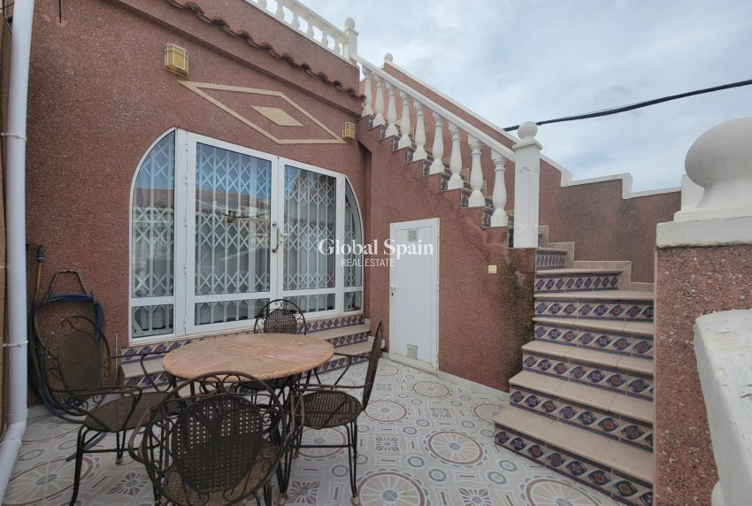 Wiederverkauf - HAUS -
TORREVIEJA - El Chaparral