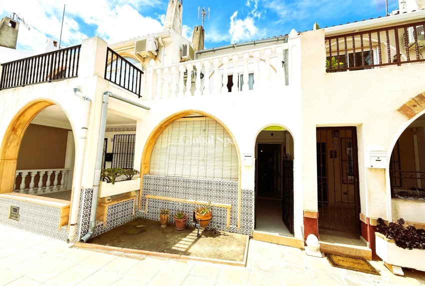 Wiederverkauf - HAUS -
TORREVIEJA - El Chaparral