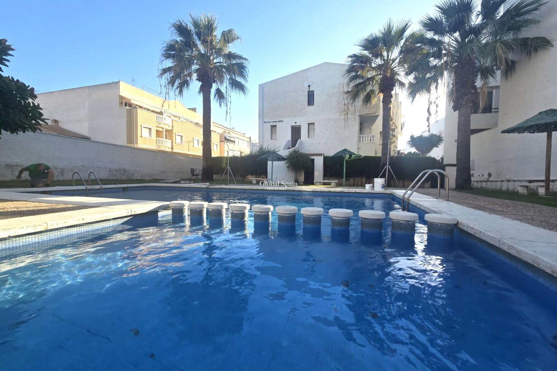 Wiederverkauf - HAUS -
TORREVIEJA - Habaneras
