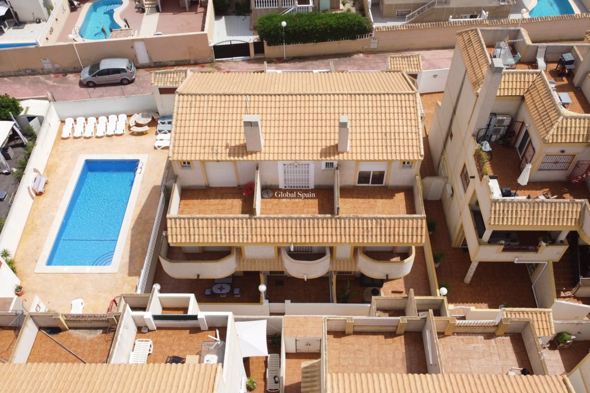 Wiederverkauf - HAUS -
TORREVIEJA - La Florida