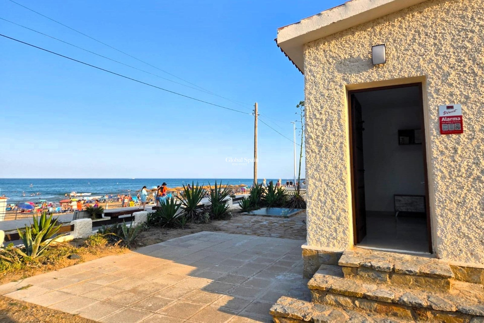 Wiederverkauf - HAUS -
TORREVIEJA - La Mata