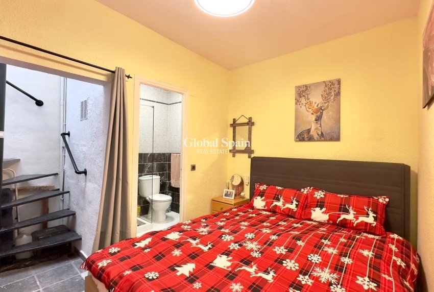 Wiederverkauf - HAUS -
TORREVIEJA - La Siesta - El Salado - Torreta