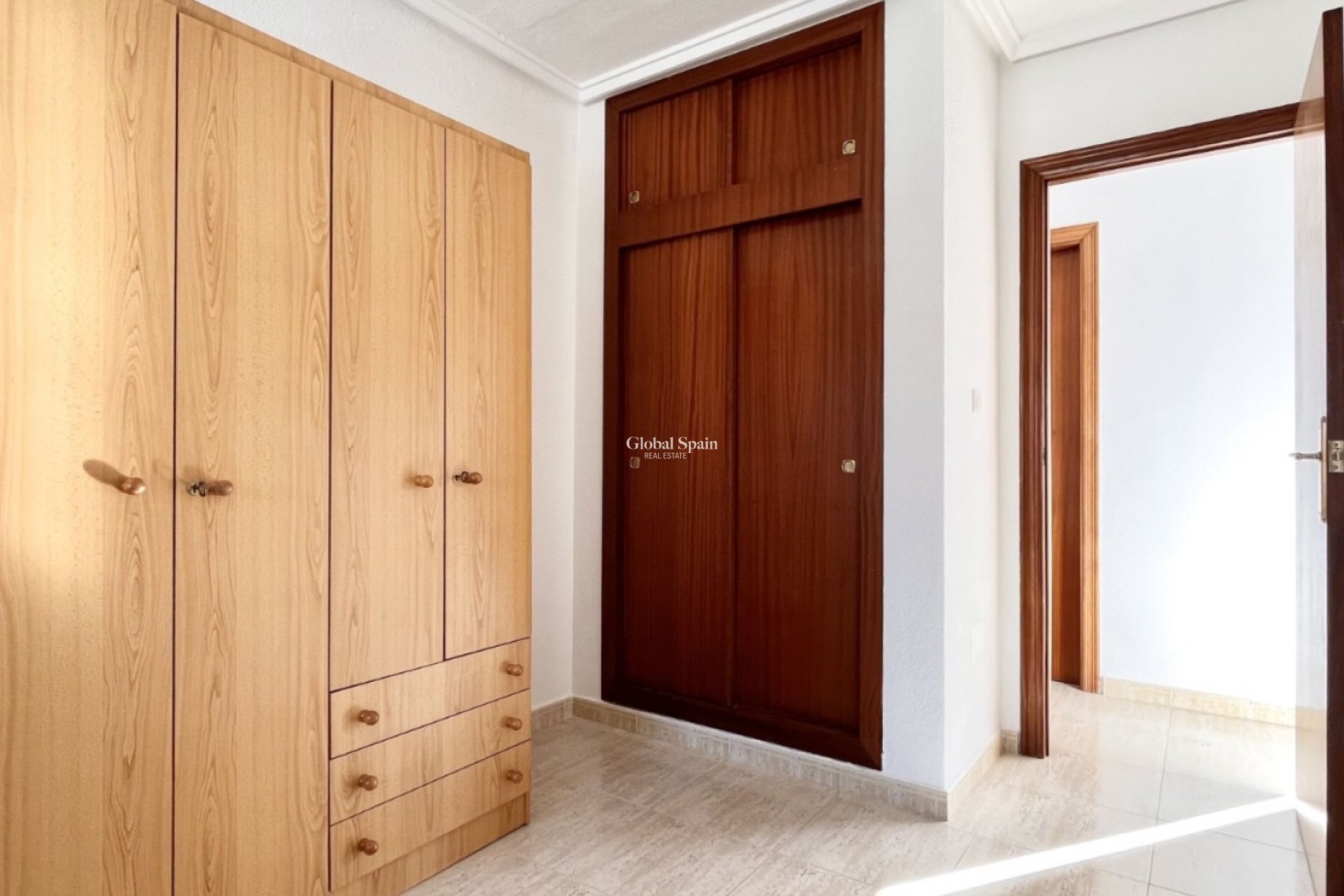 Wiederverkauf - HAUS -
TORREVIEJA - La Siesta - El Salado -  Torreta