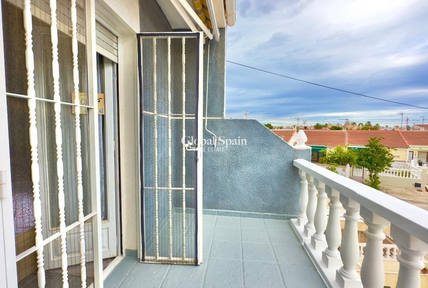 Wiederverkauf - HAUS -
TORREVIEJA - La Siesta - El Salado - Torreta