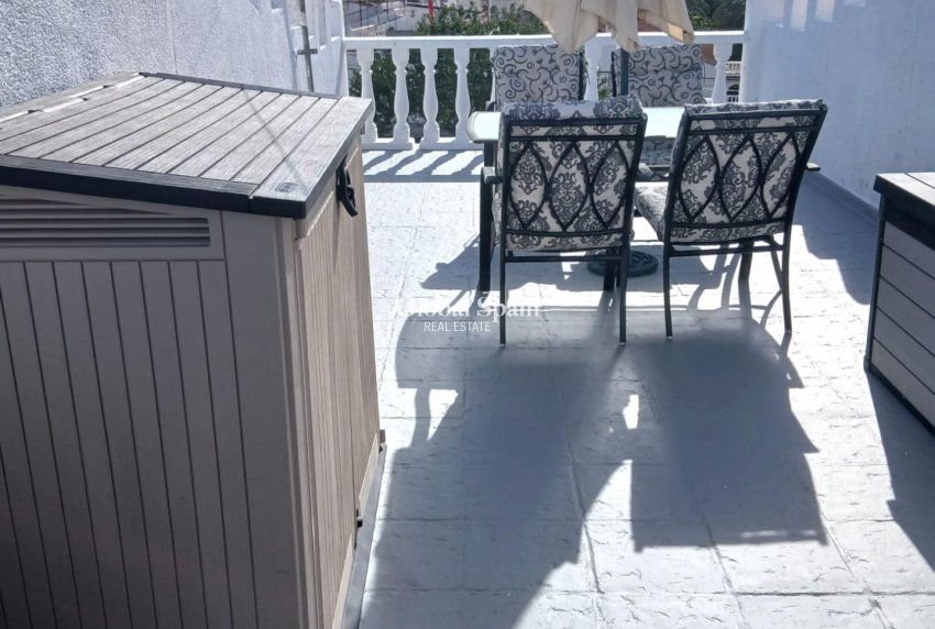 Wiederverkauf - HAUS -
TORREVIEJA - La Siesta - El Salado - Torreta