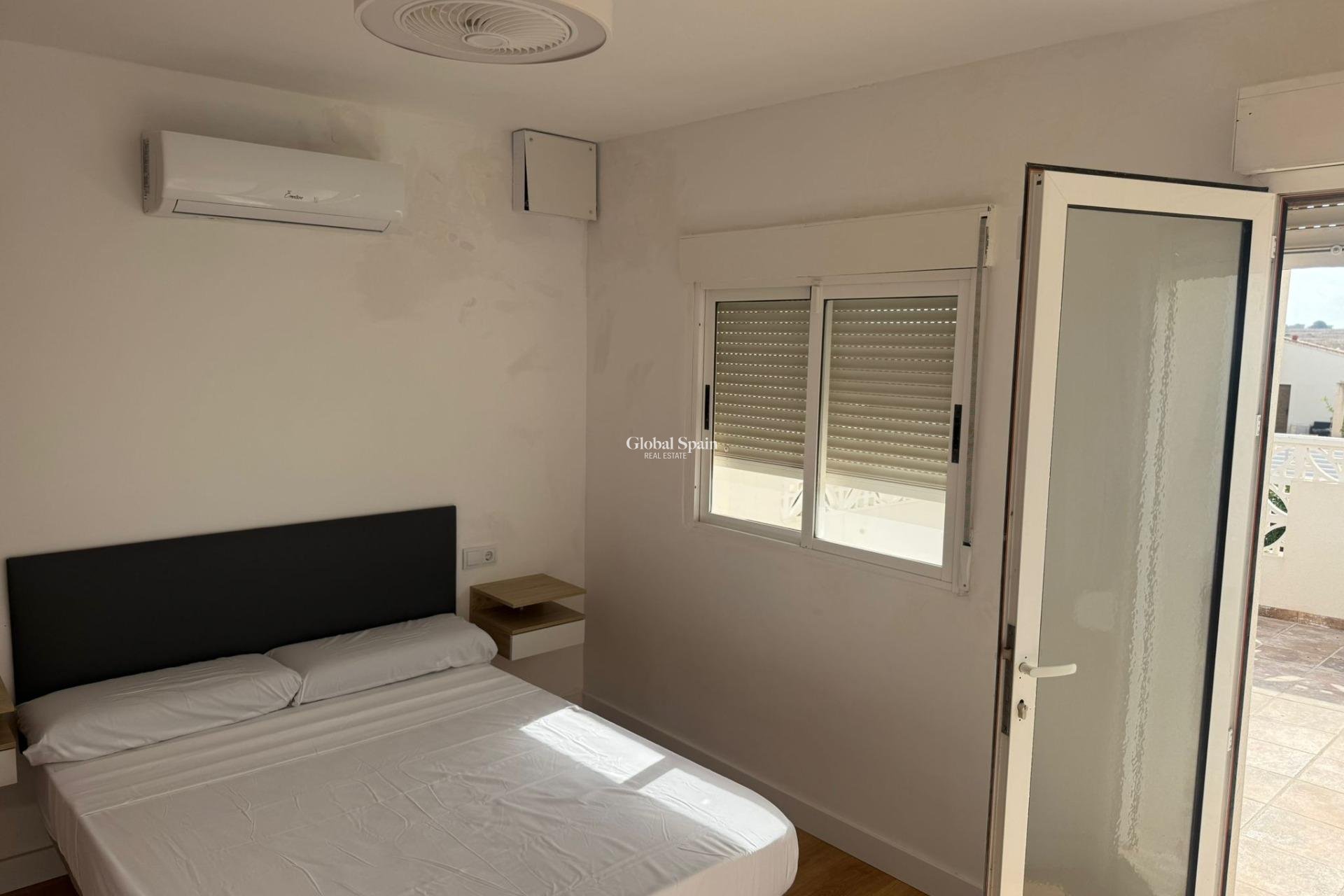 Wiederverkauf - HAUS -
TORREVIEJA - La Siesta - El Salado - Torreta