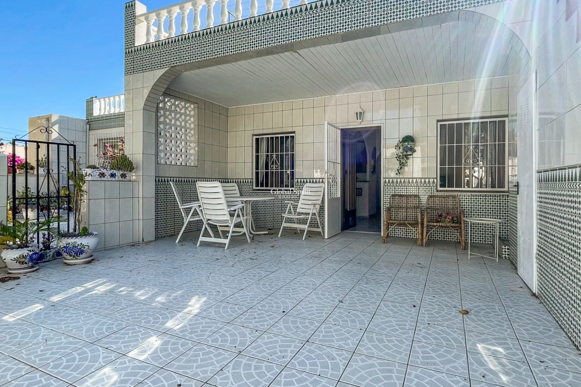 Wiederverkauf - HAUS -
TORREVIEJA - La Siesta - El Salado -  Torreta