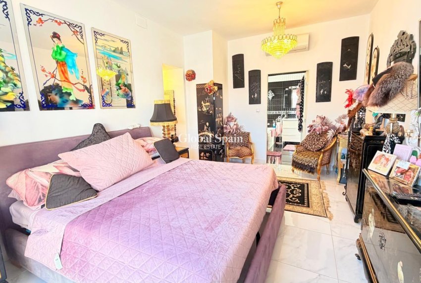 Wiederverkauf - HAUS -
TORREVIEJA - La Siesta - El Salado - Torreta