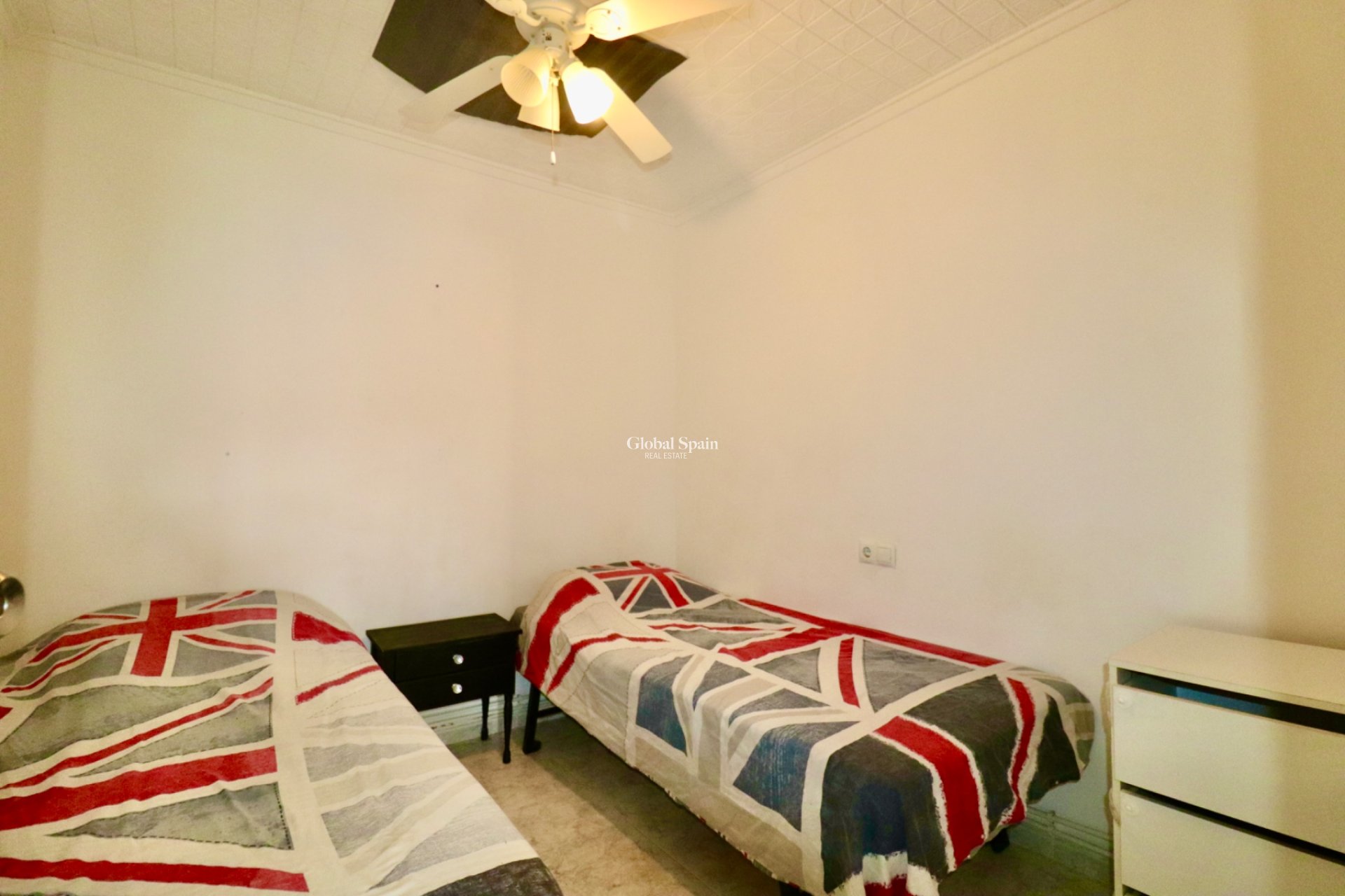 Wiederverkauf - HAUS -
TORREVIEJA - La Siesta - San Luis