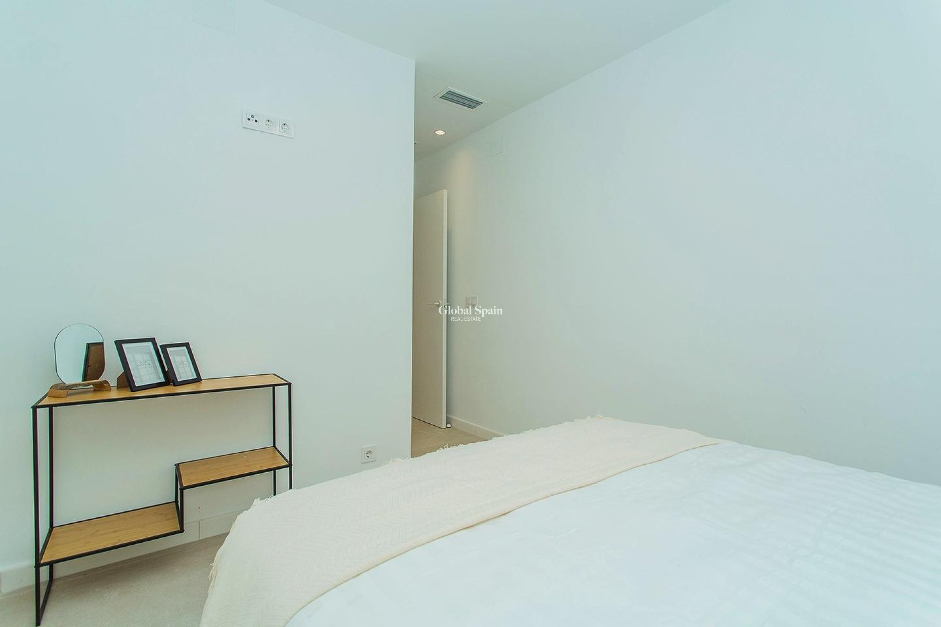 Wiederverkauf - HAUS -
TORREVIEJA - La Siesta