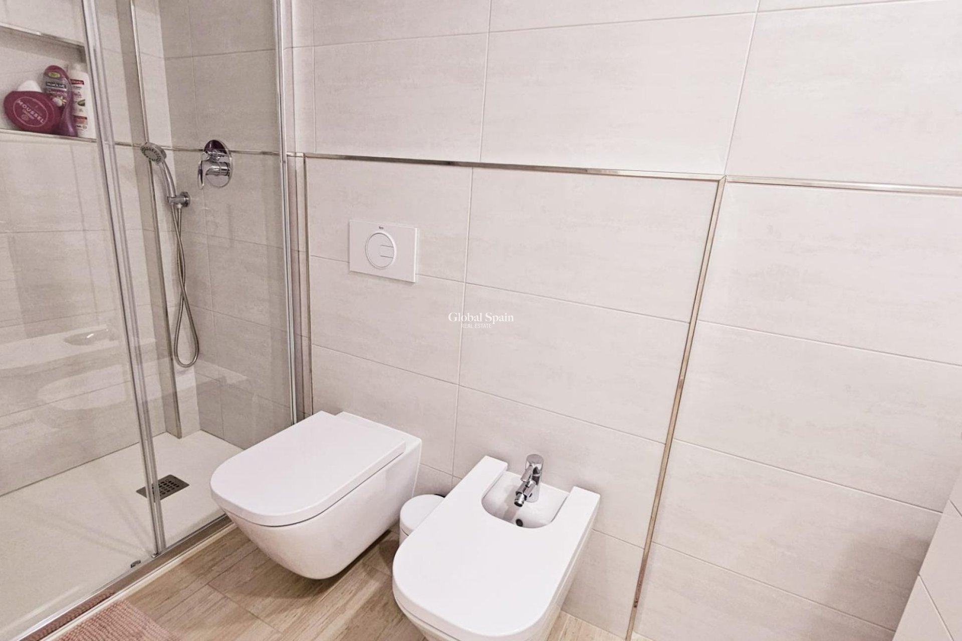 Wiederverkauf - HAUS -
TORREVIEJA - La Siesta