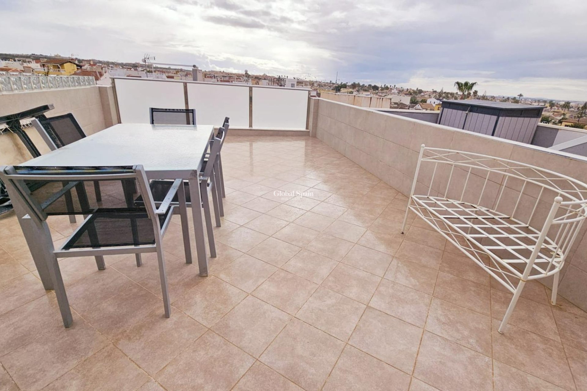Wiederverkauf - HAUS -
TORREVIEJA - La Siesta