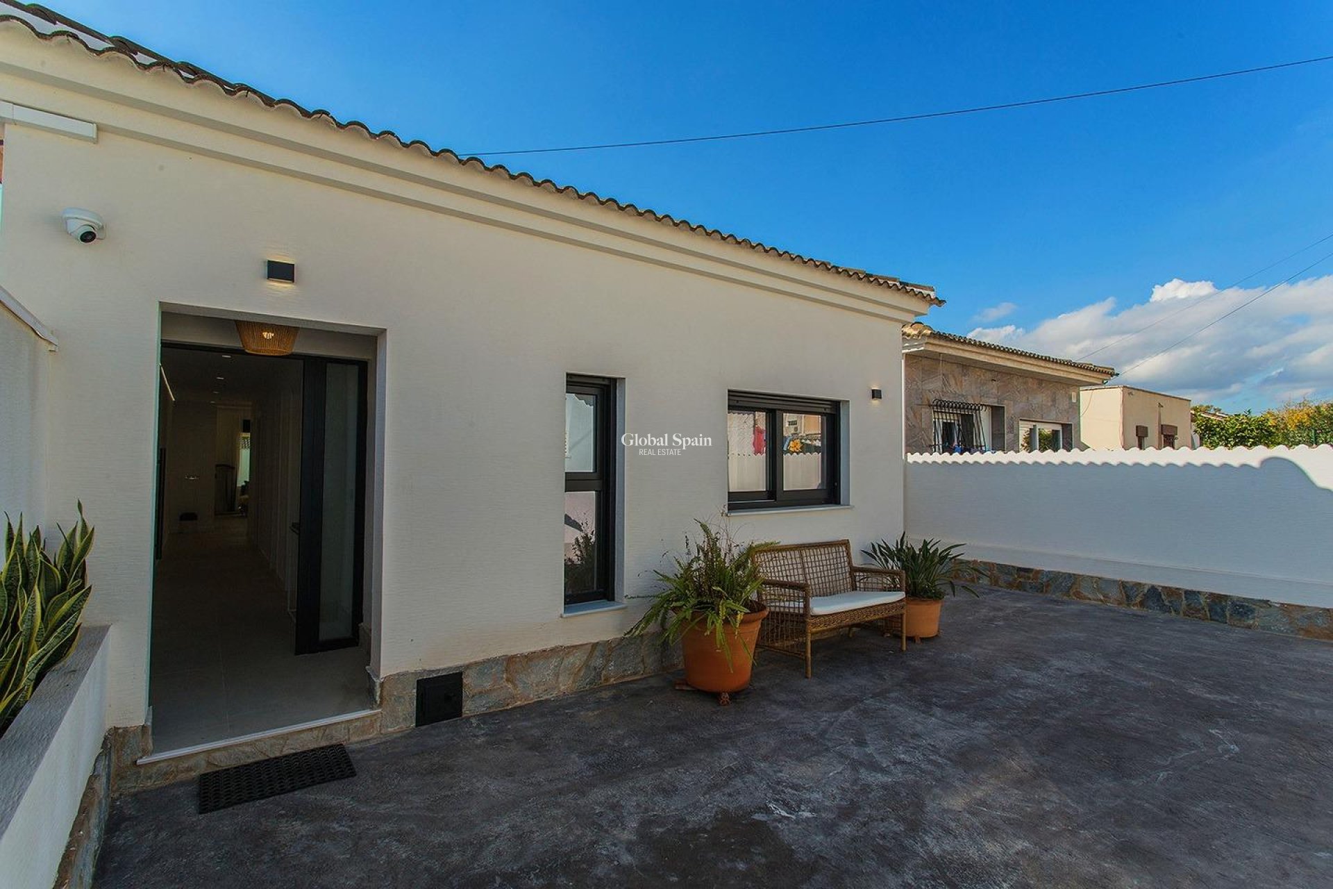 Wiederverkauf - HAUS -
TORREVIEJA - La Siesta