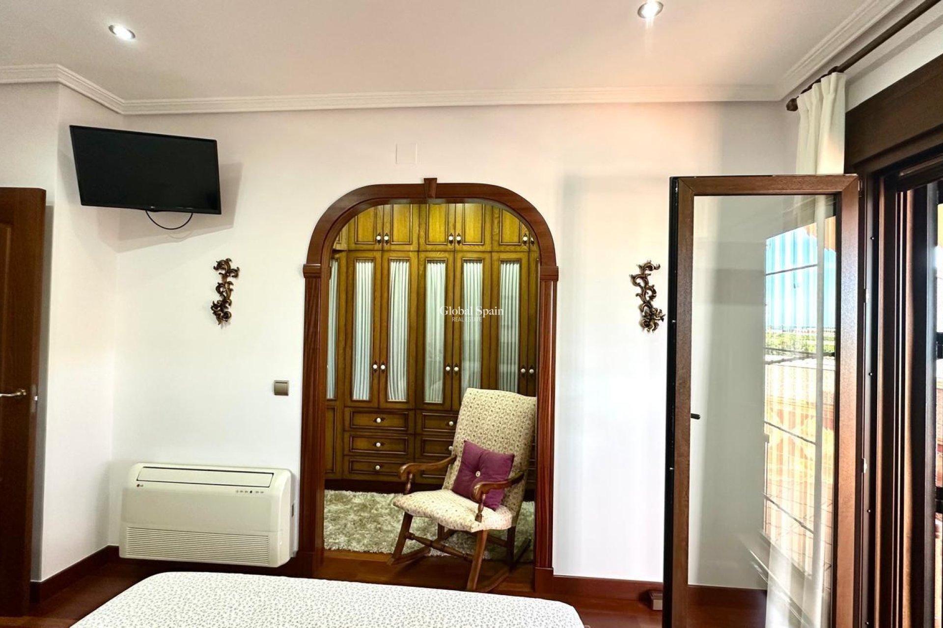 Wiederverkauf - HAUS -
TORREVIEJA - La Siesta
