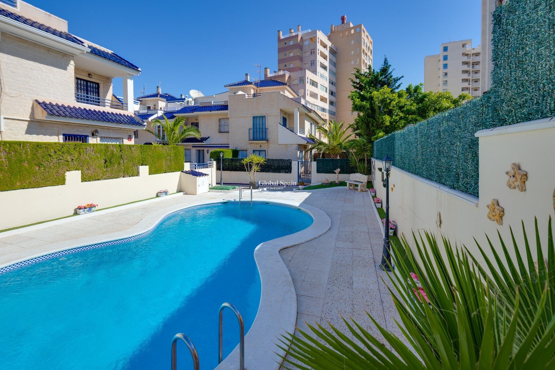 Wiederverkauf - HAUS -
TORREVIEJA - La Veleta
