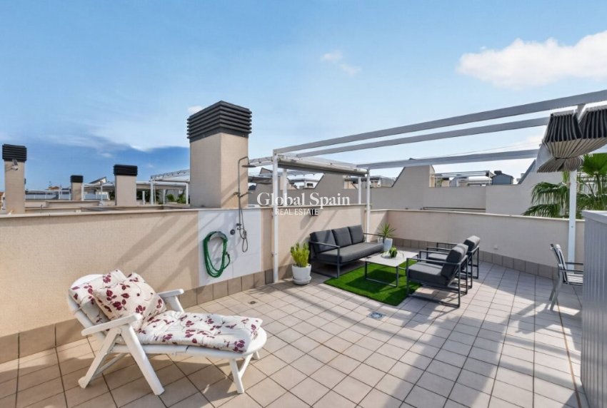Wiederverkauf - HAUS -
TORREVIEJA - La Veleta