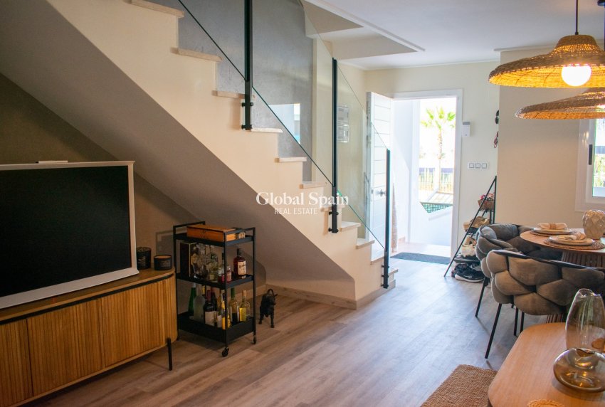 Wiederverkauf - HAUS -
TORREVIEJA - LOS BALCONES - LOS ALTOS